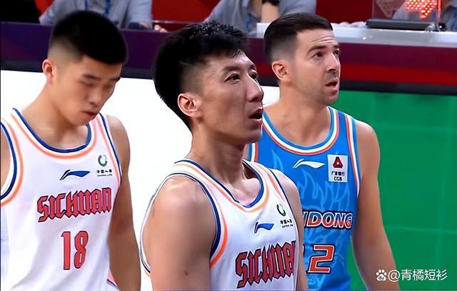 转折点!山东男篮再遭质疑;NBA常规赛今晨攻防权衡;震撼外界;轮换策略成焦点(辽宁和北京篮球) 转折点!山东男篮再遭质疑;NBA常规赛今晨攻防权衡;震撼外界;轮换策略成焦点(辽宁和北京篮球)