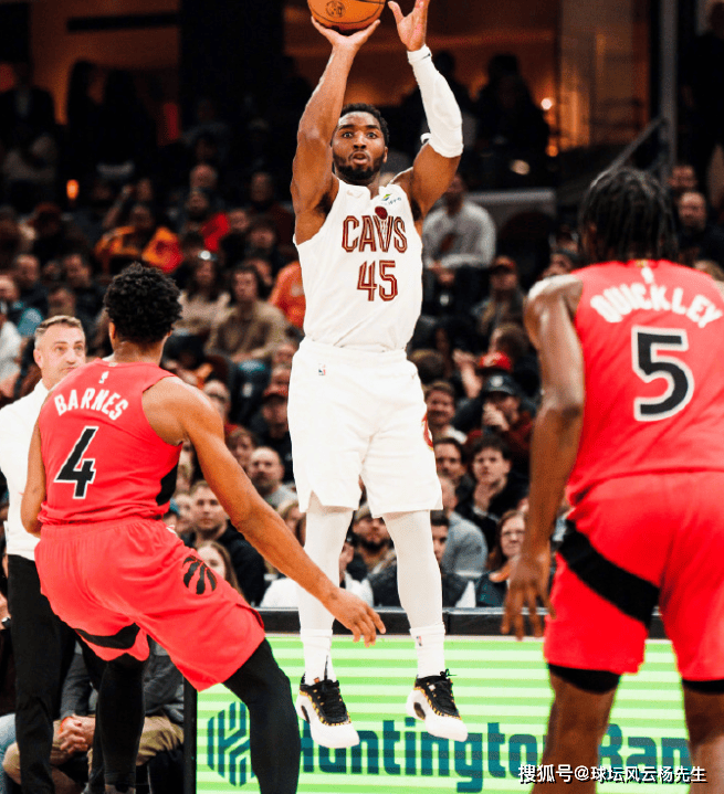 九游-CBA季后赛今晨再迎强敌，多伦多猛龙单刀错失，主帅态度：媒体盛赞，更衣室氛围转暖的简单介绍